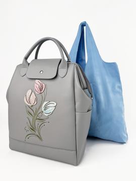 Фото товара: яскравий дует - рюкзак та шопер 250315 світло-сірий. Фото - 1.